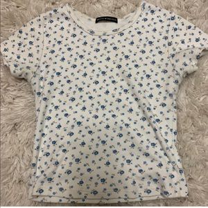 ⭐️ TRADED ⭐️blue/white floral top